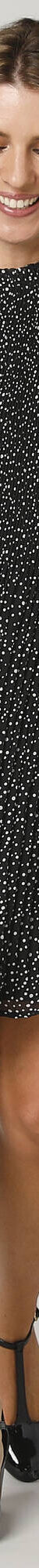 Robe en voile plissé imprimé pois, manches "papillons" (noir / blanc) Robe en voile plissé imprimé pois, manches "papillons" (noir / blanc)